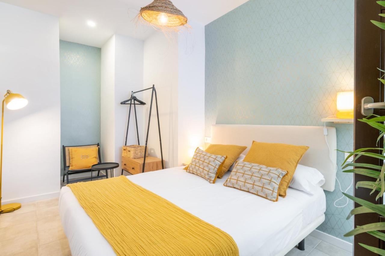 Apartamentos Luna Suites Palacio Dorita グラナダ エクステリア 写真