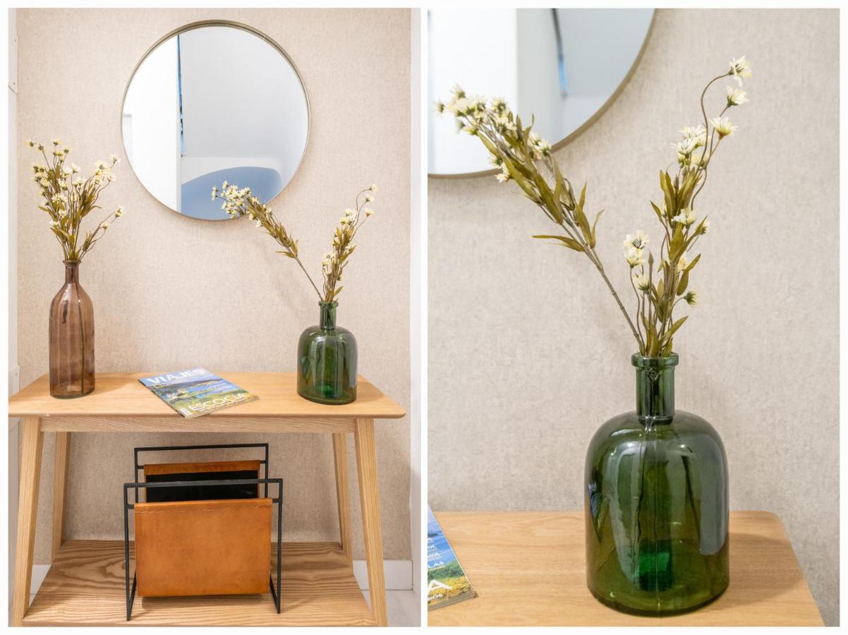 Apartamentos Luna Suites Palacio Dorita グラナダ エクステリア 写真
