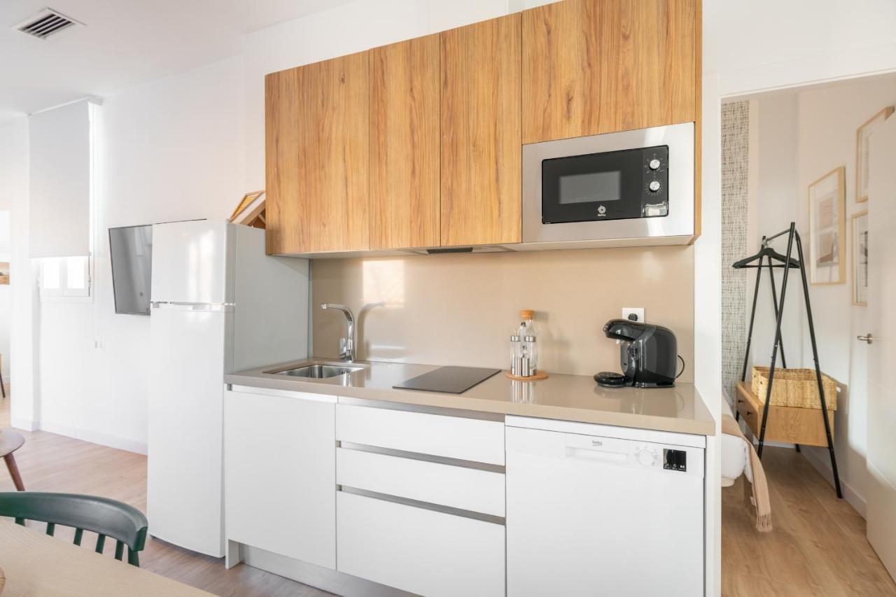 Apartamentos Luna Suites Palacio Dorita グラナダ エクステリア 写真