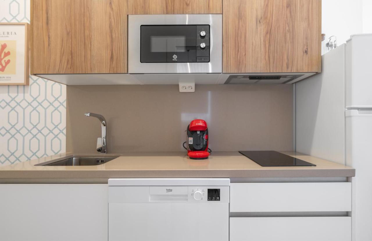 Apartamentos Luna Suites Palacio Dorita グラナダ エクステリア 写真