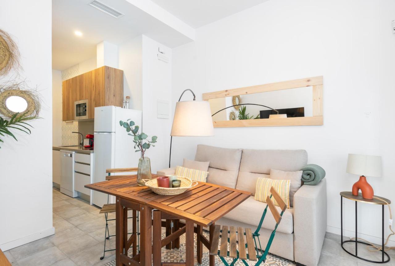 Apartamentos Luna Suites Palacio Dorita グラナダ エクステリア 写真