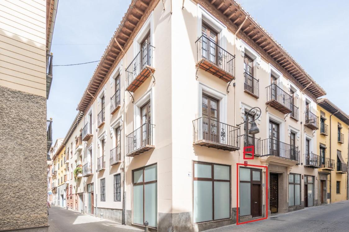 Apartamentos Luna Suites Palacio Dorita グラナダ エクステリア 写真