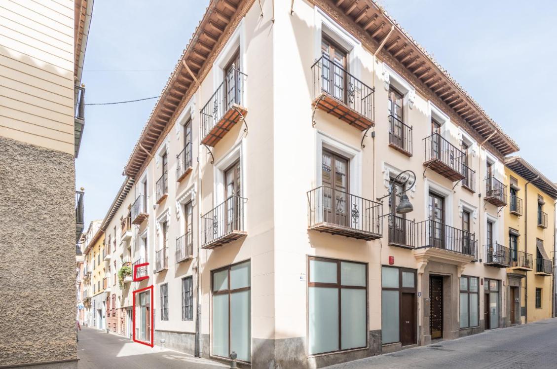 Apartamentos Luna Suites Palacio Dorita グラナダ エクステリア 写真